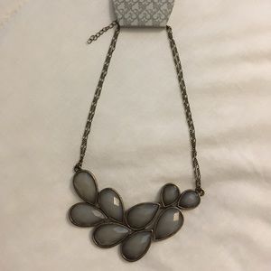“Tres Chic” World Market costume necklace